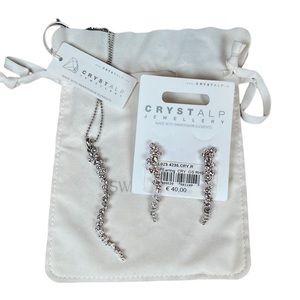 Swarovski Crystal Drop Pendant and Earrings Set - Perfect for the Holida…